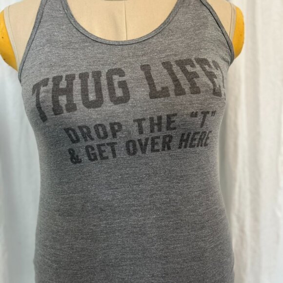 graphic tank - Picture 2 of 4